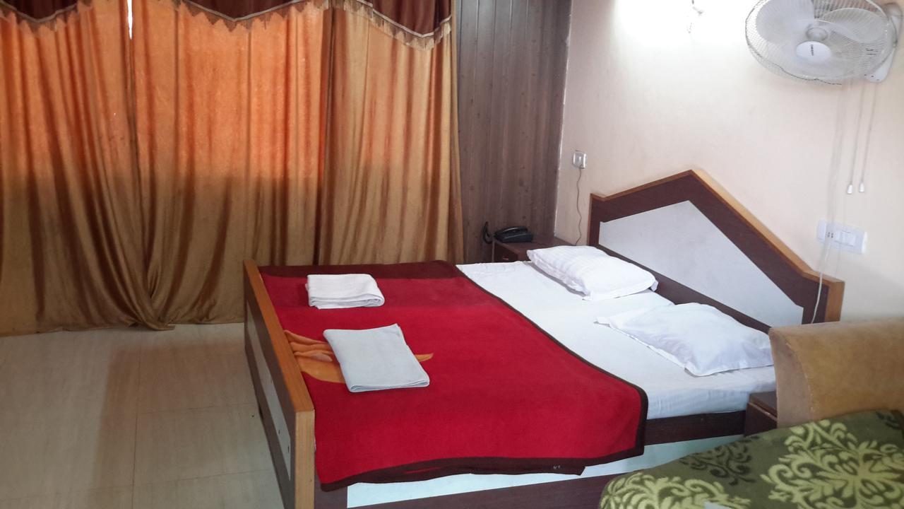 Hôtel Royal View à Shimla Extérieur photo